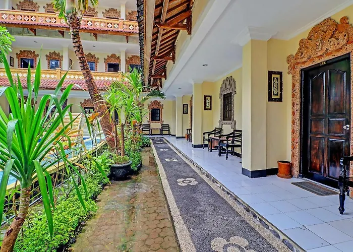 Capital O 91851 Sanjaya 3*